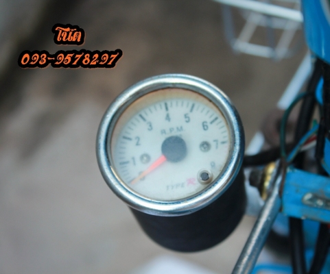 ((ลดๆ ขายด่วน ราคา 6,900 บาท ))Honda Dream คุรุสภา ถูกๆไปเลย -ไม่มีเล่ม -สีฟ้ๅสวยๆเงๅๆยังโอเครอยู่ -เครื่องแรงดีๆ ชัก 3mm ชุบเงินสวยๆ -คๅบูเดิม -ท่อเวฟ 125CC -โช๊กหลัง YASUSU อย่ๅงดี เด็งดี ไม่มีซึม -วัดรอบ TYPE R -ล้อโล YOSHI Nara Professional Rim สีทองช