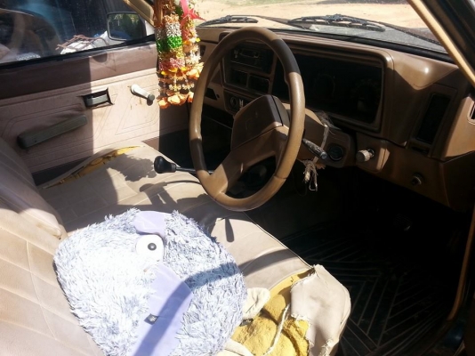 ขายรถกระบะ ISUZU KB เครื่องดี มีหลังคา สภาพพร้อมใช้งาน เอกสารพร้อมโอน  สนใจโทร 090-8588220คุณนะ 093-3258446คุณบิว ID:narong498 หรือเข้าดูสินค้าอื่นๆได้ที่ www.truck.in.th/498 หรือเพจFacebook ณรงค์ ซื้อขายรถมือสอง (เว็บไซต์ส่วนตัว)