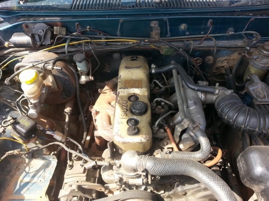 ขายรถกระบะ ISUZU KB เครื่องดี มีหลังคา สภาพพร้อมใช้งาน เอกสารพร้อมโอน  สนใจโทร 090-8588220คุณนะ 093-3258446คุณบิว ID:narong498 หรือเข้าดูสินค้าอื่นๆได้ที่ www.truck.in.th/498 หรือเพจFacebook ณรงค์ ซื้อขายรถมือสอง (เว็บไซต์ส่วนตัว)