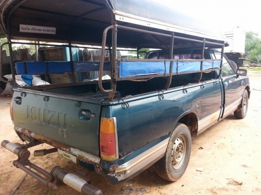 ขายรถกระบะ ISUZU KB เครื่องดี มีหลังคา สภาพพร้อมใช้งาน เอกสารพร้อมโอน  สนใจโทร 090-8588220คุณนะ 093-3258446คุณบิว ID:narong498 หรือเข้าดูสินค้าอื่นๆได้ที่ www.truck.in.th/498 หรือเพจFacebook ณรงค์ ซื้อขายรถมือสอง (เว็บไซต์ส่วนตัว)