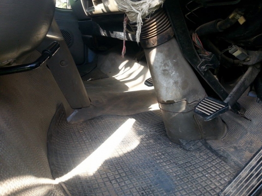 ขาย6ล้อ4.30เมตร ISUZU NPR120แรง ฝาขาว ปี42 เครื่องดี แคชซีสวย ยางดี ภายในสวย แอร์เย็น สภาพสวยพร้อมใช้งาน เอกสารพร้อมโอน สนใจโทร 090-8588220คุณนะ 093-3258446คุณบิว ID:narong498 หรือเข้าดูสินค้าอื่นๆได้ที่ www.truck.in.th/498 หรือเพจFacebook ณรงค์ ซื้อขายรถ