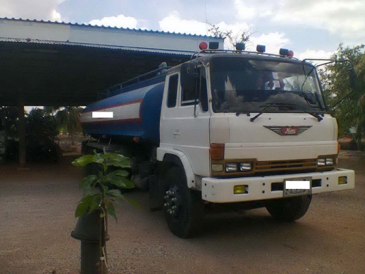 Hino/ เจ้าอินทรี/วางเครื่อง/ HO7C สองเพลามีสโลกลาง/ ช่วงล่าง ZM10 น๊อต บรรทุกน้ำ 15000 ลิตร มีเตร์ลาดน้ำ/ คัสซีสวยทั้งเส้น/ ยางเรเดียร