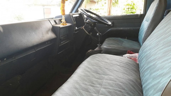 ขายISUZU NPR115แรง เครื่องดี แคชซีสวย สภาพพร้อมใช้งาน เอกสารพร้อมโอน สนใจโทร 090-8588220คุณนะ 093-3258446คุณบิว ID:narong498 หรือเข้าดูสินค้าอื่นๆได้ที่ www.truck.in.th/498 หรือเพจFacebook ณรงค์ ซื้อขายรถมือสอง (เว็บไซต์ส่วนตัว)