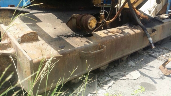 ขาย เฟรม โรลเลอ เอว จ้อย เเคเรีย ของKOMATSU PC200-5ครับ ขาย เฟรม โรลเลอ เอว จ้อย เเคเรีย ของKOMATSU PC200-5ครับ