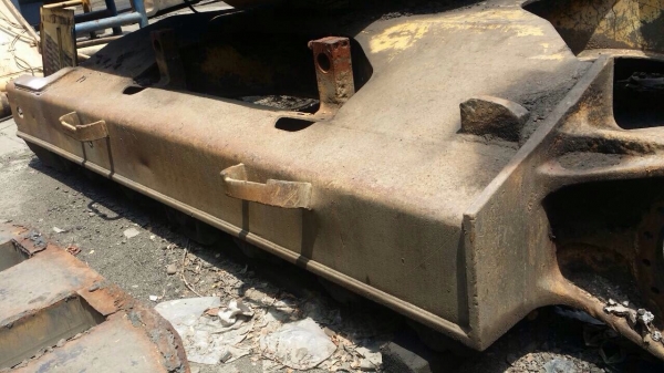 ขาย เฟรม โรลเลอ เอว จ้อย เเคเรีย ของKOMATSU PC200-5ครับ ขาย เฟรม โรลเลอ เอว จ้อย เเคเรีย ของKOMATSU PC200-5ครับ