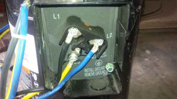 คอมเพลสเซอร์ Copeland Scroll ZR108KC-TFD-522 ขนาด90000btu