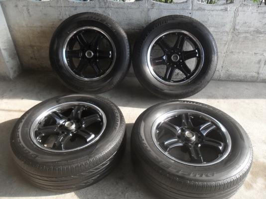 ล้อแม็ก 18นิ้ว 6รู พร้อมยาง สวยๆ 4 ล้อ ราคา 8900 บาท