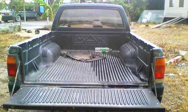 Mazda B2500 เครื่องดีมาก คัทซีสวย ช่วงล่างนิ่งเงียบ รับประกันไม่ต้องซ่อม