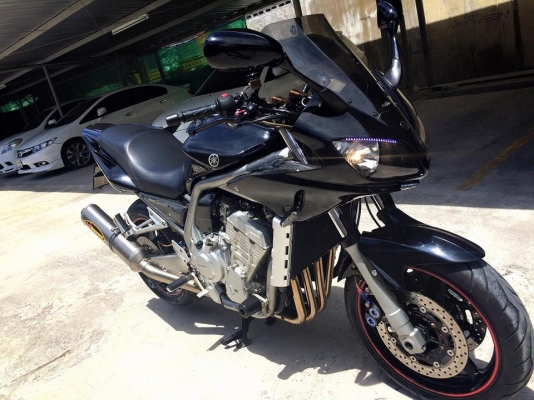 YAMAHA FZ1 ปี2003 เครื่อง1000 บิดลอยทะเบียนแท้ โอนในขนส่งได้เลย YAMAHA FZ1 ปี2003 เครื่อง1000 บิดลอยทะเบียนแท้ โอนในขนส่งได้เลย