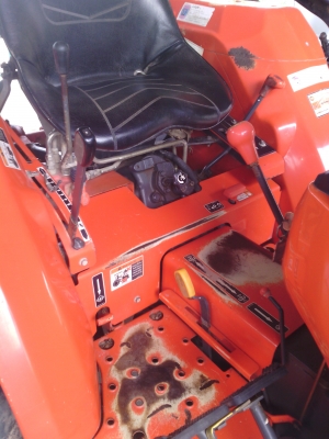 รถไถคูโบต้า L  3408 ปี 52 อุปกรณ์ครบ 3 อย่าง ดันหน้า ผานหลัง โรตาลี่