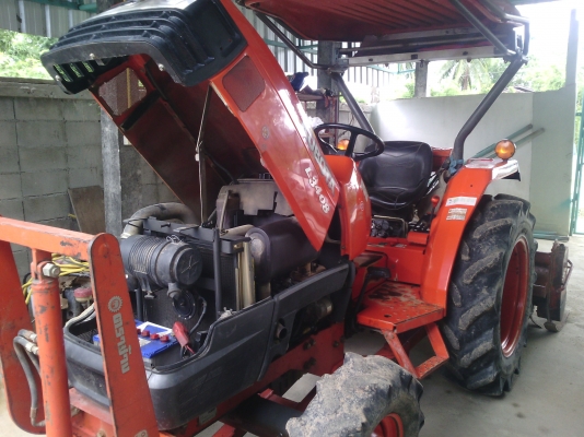 รถไถคูโบต้า L  3408 ปี 52 อุปกรณ์ครบ 3 อย่าง ดันหน้า ผานหลัง โรตาลี่