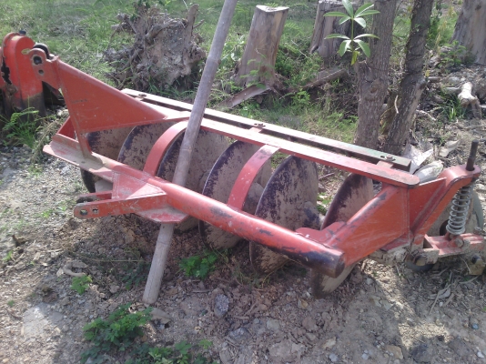 รถไถคูโบต้า L  3408 ปี 52 อุปกรณ์ครบ 3 อย่าง ดันหน้า ผานหลัง โรตาลี่