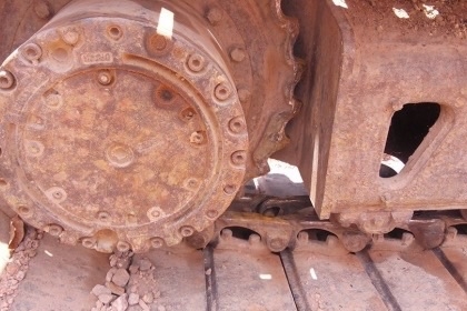 KOMATSU PC 120-2 รถบอดี้เดิมๆสภาพดีพร้อมใช้งานได้เลยครับ เครื่องยนต์เดิมปั๊มเดิมทำงานได้ดีมากครับ ภายในเก๋งคอนโทรลยาว ภายนอกบูมอาร์มสวยมีปะนิดหน่อยครับ ระบบไฮดรอลิกส์ไม่มีแตกเยิ้มแห้งดีครับ ช่วงล่างแน่น เฟลมไม่มีผุทั้งสองข้าง ใบแทรกใหญ่สภาพดีประมาณ 60\% พร