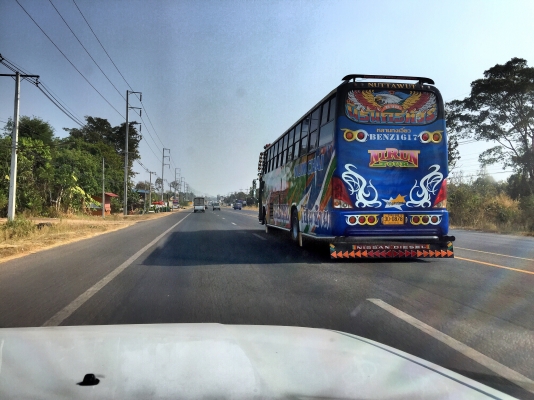 ขายรถบัสพัดลมชั้นครึ่ง