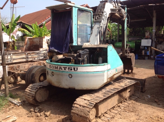 ขายรถขุดยี่ฮ้อโคมัสสุPC50uuรถพร้อมใช้งานทำงานอยู่ทุกวันมาลองได้