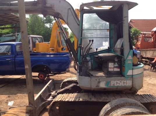 ขายรถขุดยี่ฮ้อโคมัสสุPC50uuรถพร้อมใช้งานทำงานอยู่ทุกวันมาลองได้