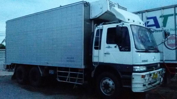 ็HINO.FL3M.เพลาเดียว.เครื่องM10C.240แรง.สภาพสวยราคานี้หัวครัชซีครับ..ราคา780,000