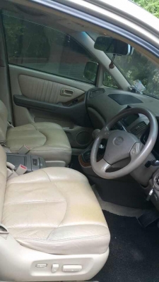 รถHarrier ปี05 สีทอง เครื่อง2400cc LPG