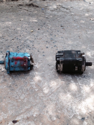 ขาย!!ปั๊มไฮดรอลิก ขนาด 2 ตัน กับ 5 ตัน ขาย!!ปั๊มไฮดรอลิก ขนาด 2 ตัน กับ 5 ตัน