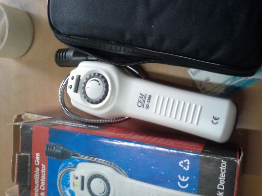 เครื่องวัดแก๊สรั่ว