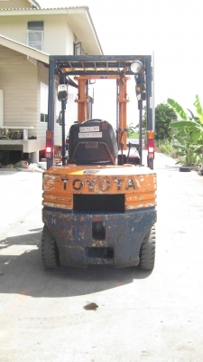 TOYOTA forklift  1.5 ตัััน  เบนซิน รถญี่ปุ่น