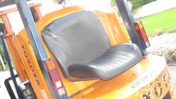 TOYOTA forklift  1.5 ตัััน  เบนซิน รถญี่ปุ่น