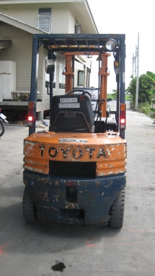 TOYOTA forklift  1.5 ตัััน  เบนซิน รถญี่ปุ่น