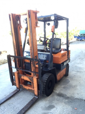 TOYOTA forklift  1.5 ตัััน  เบนซิน รถญี่ปุ่น