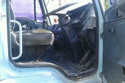 ขายหัวคัสชีส์รถบรรทุก10ล้อ1เพลาและถังน้ำมัน ยี่ห้อisuzu rocky195แรง รถพร้อมใช้งานครับ