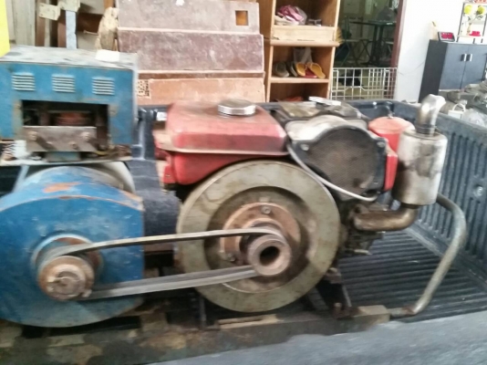 ขายแล้วครับไดปั่นไฟ 7.5 โล พร้อมเครื่องคูโบตาสภาพเดิมๆครับพร้อมใช้งานได 7.5 โลคับเครื่องคูโบตา  ราคานี้สุดคุ้มครับแค่เครื่องก็คุ้มแล้วครับ