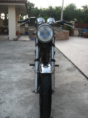 ขาย yamaha sr400 ปี 2005 กุญแจชิฟสภาพสวย ราคา 65,000