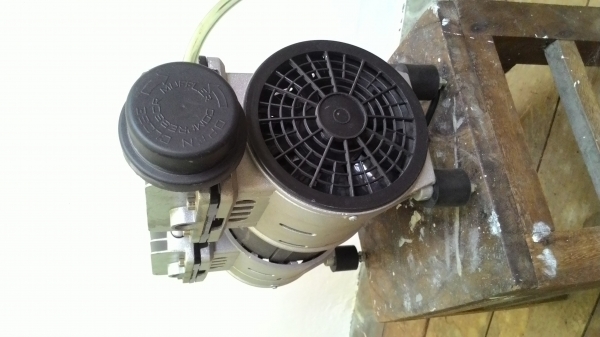 ปั๊มลม oil free ปั๊มลม oil free