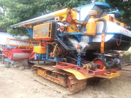 ขายรถเกี่ยวข้าว ศํักดิ์พัฒนา