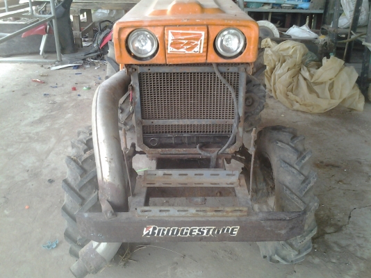 ขายตามสภาพรถไถB6000คูโบต้าโฟวินเครื่องติดปกติมีแต่ตัวรถ