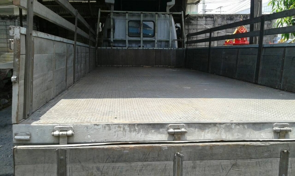 ขายรถ บรรทุก 6 ล้อ HINO FC4J  ,5.50 เมตร รถพร้อมใช้งาน