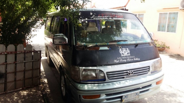 รถตู้ โตโยต้า รถตู้ โตโยต้า