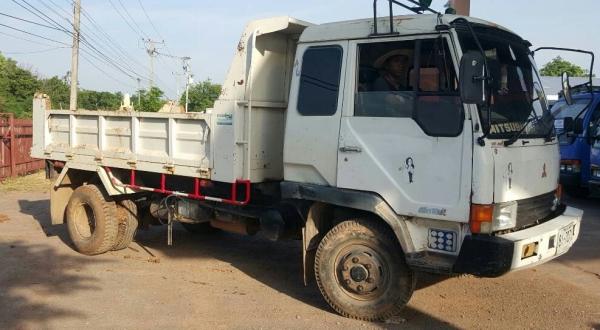 หกล้อ มิตชู ไอ้หลง FUSO165แรง ดั้ม5คิวกะบะ3.80 สภาพดีพร้อมใช้งาน  (ขาย สด-ผ่อน ดาวน์ 150,000) แบบง่ายพายใน1ชม. รับรถกลับบ้านได้เลย เล่มทะเบียนพร้อมโอน