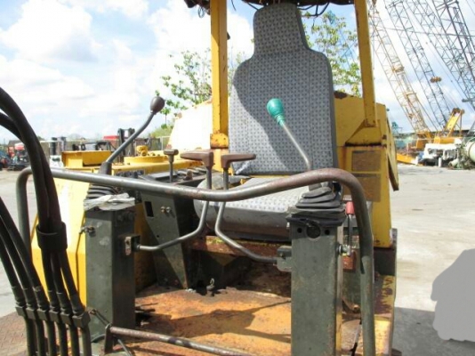 ขายด่วนรถเเม็คโครยันม่าYB30Bเทียบเท่า PC30เคื่องยันม่า3สูบรถนำเข้าเก่านอกไม่เคยใช้งานในเมืองไทยเลย ขายด่วนรถเเม็คโครยันม่าYB30Bเทียบเท่า PC30เคื่องยันม่า3สูบรถนำเข้าเก่านอกไม่เคยใช้งานในเมืองไทยเลย