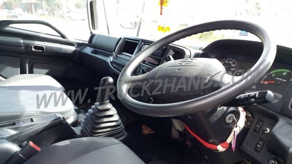 รถบรรทุก 6 ล้อดัมพ์ HINO  FC กระบะบรรทุกยกได้ 145 แรงม้า