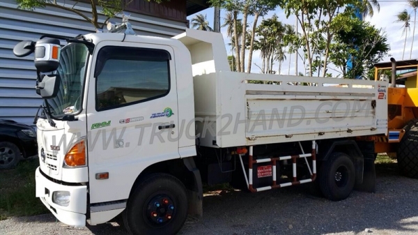 รถบรรทุก 6 ล้อดัมพ์ HINO  FC กระบะบรรทุกยกได้ 145 แรงม้า