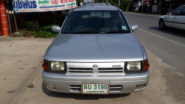 ขาย Nissan nv queen-cab ปี 42 สีบรอนซ์เงินสวยมาก ราคา 78,000 บาท +++++++