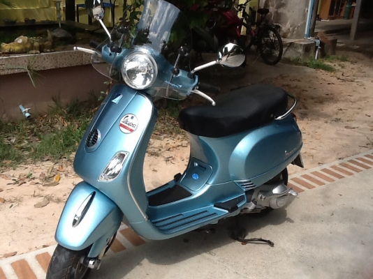 ขาย new Vespa Lx150 ขาย new Vespa Lx150
