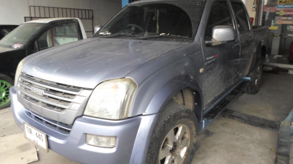 ขายisuzu demax hilender cab4 05 ขายisuzu demax hilender cab4 05