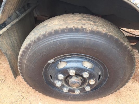 10 ล้อเพลาเดียว 195 แรง HINO FL176 วางเครื่อง HO7D เบรคทิฟฟี่กระบะคอกไม้พื้นเหล็ก เครื่องสวย คัสซีสวย เล่มพร้อมภาษีไม่ขาด