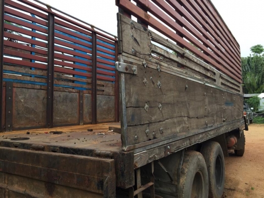 10 ล้อเพลาเดียว 195 แรง HINO FL176 วางเครื่อง HO7D เบรคทิฟฟี่กระบะคอกไม้พื้นเหล็ก เครื่องสวย คัสซีสวย เล่มพร้อมภาษีไม่ขาด