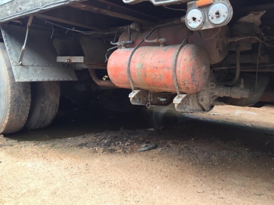 10 ล้อเพลาเดียว 195 แรง HINO FL176 วางเครื่อง HO7D เบรคทิฟฟี่กระบะคอกไม้พื้นเหล็ก เครื่องสวย คัสซีสวย เล่มพร้อมภาษีไม่ขาด