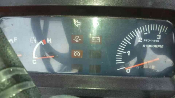 รถไถ คูโบต้า L3608 สภาพดีพร้อมใช้ อุปกรณ์3ชิ้น ทะเบียนพร้อม ราคาต่อรองได้ครับ