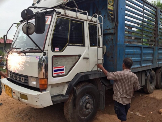 10 ล้อเพลาเดียว 170 แรง มิตซูบิชิ FN516M รถสวยดี ยางสวยเบรคทิฟฟี่ กระบะคอกเหล็ก 6 ม. รถสภาพดี คัสซีสวยเครื่องแห้งเล่มพร้อม