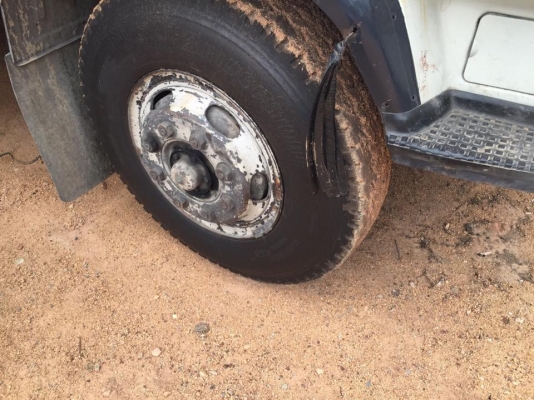 10 ล้อเพลาเดียว 170 แรง มิตซูบิชิ FN516M รถสวยดี ยางสวยเบรคทิฟฟี่ กระบะคอกเหล็ก 6 ม. รถสภาพดี คัสซีสวยเครื่องแห้งเล่มพร้อม