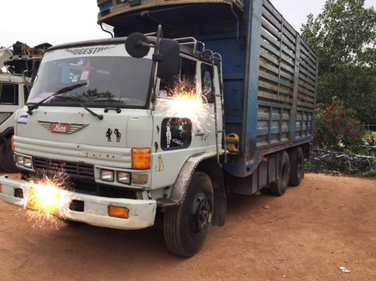 10 ล้อเพลาเดียว HINO FL187LA เบรคทิฟฟี่ เครื่อง 185 แรง รถสภาพดี ยางสวย เครื่องสวย คัสซีสวย เล่มพร้อม